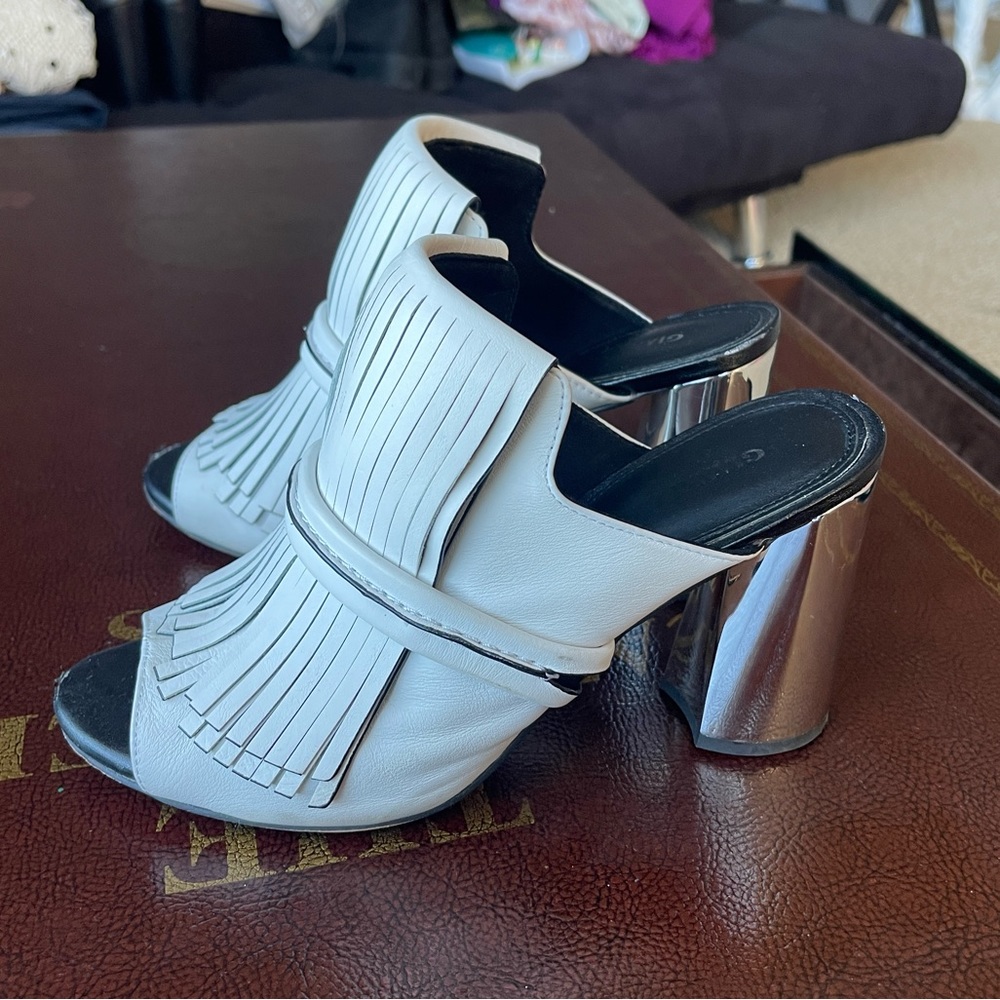 Gianni Bini White and silver slip on heels size 9.5